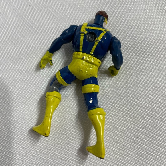 Vintage 1994 Marvel 2.75” die cast X-Men Cyclops posable figure some wear on pai - Picture 2 of 4